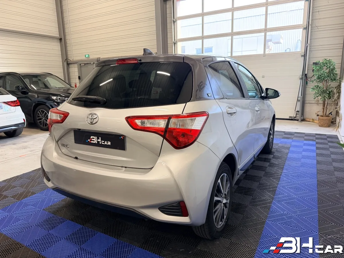 Toyota Yaris - photo 5