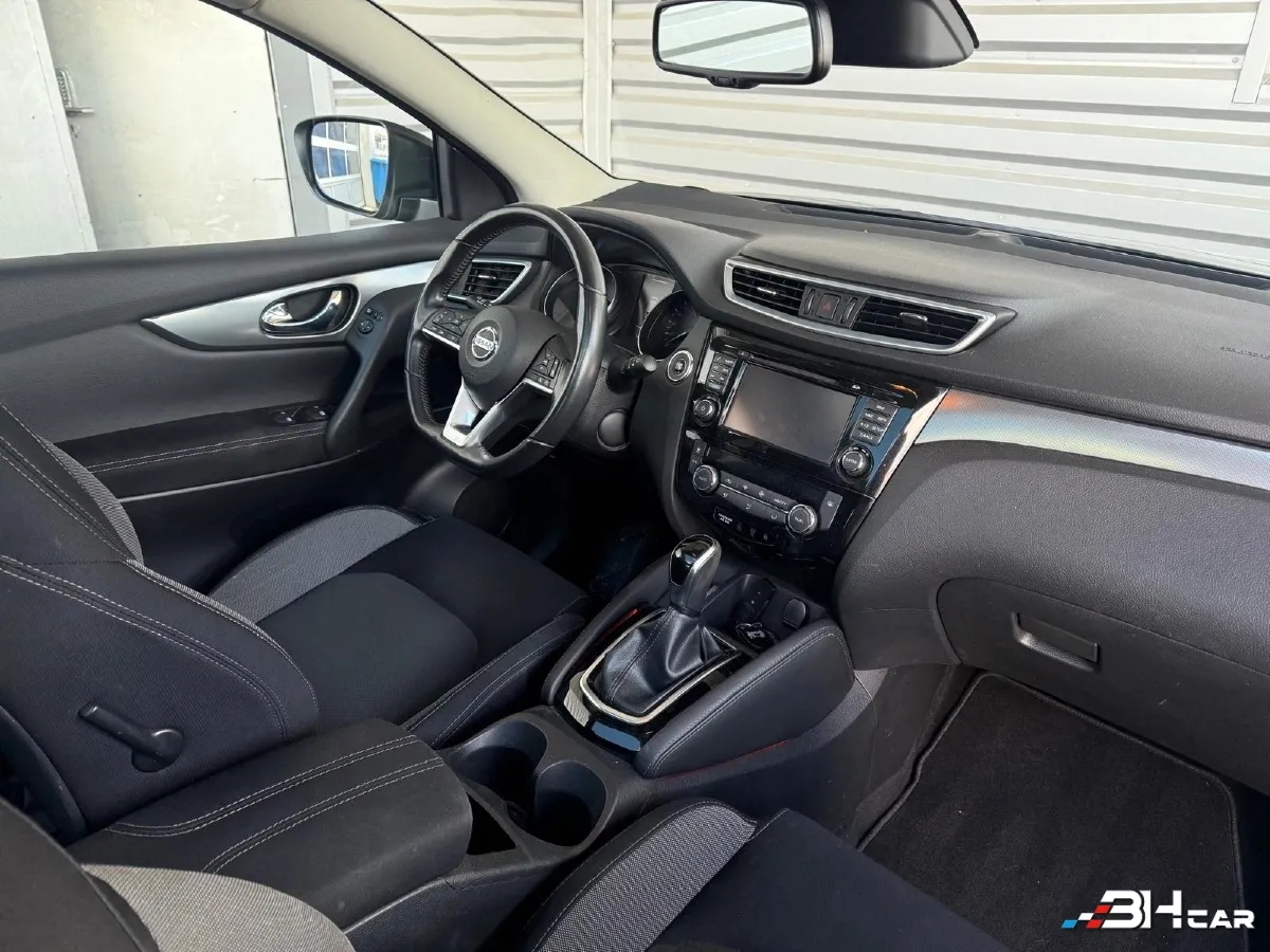 Nissan Qashqai - photo 8