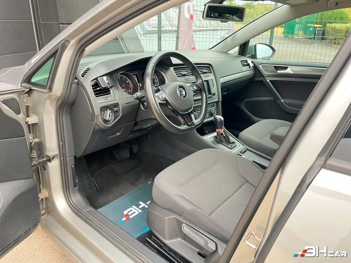 Volkswagen Golf - photo 10