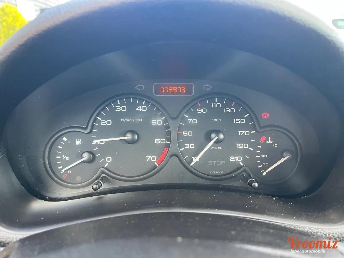 Peugeot 206 1.1 60 X-LINE