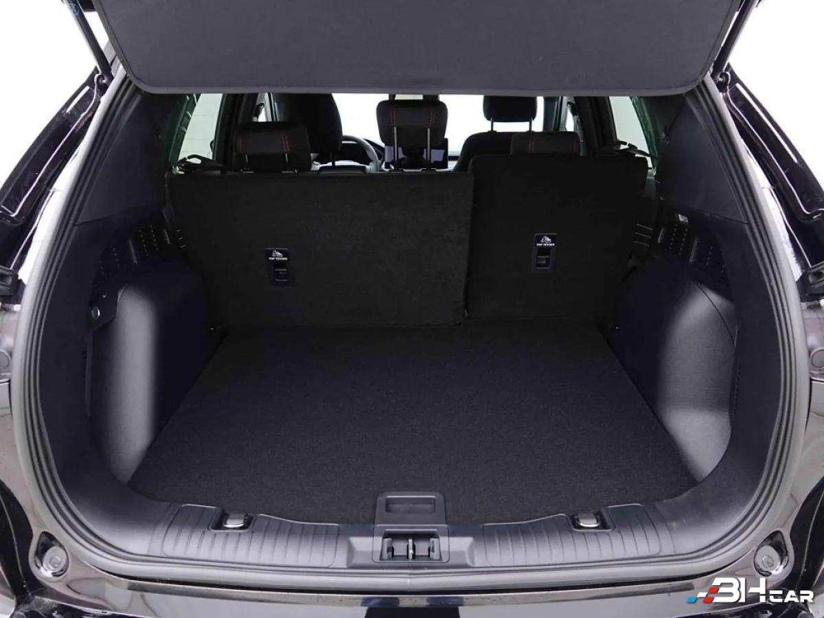 Ford Kuga - photo 11