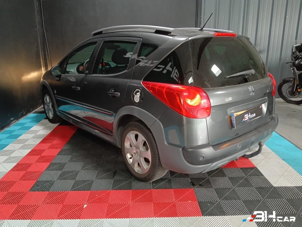 Peugeot 207 - photo 7