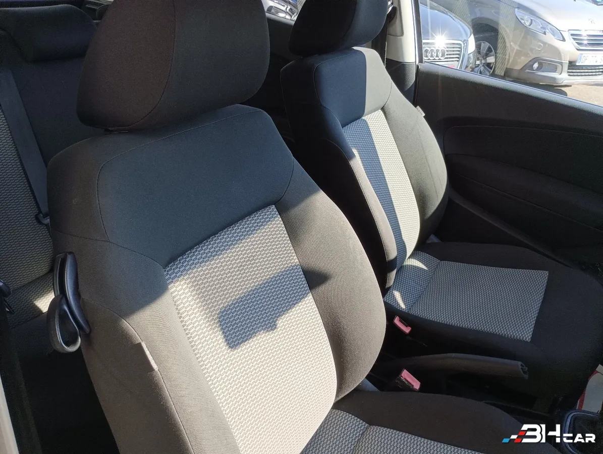 Volkswagen Polo - photo 20