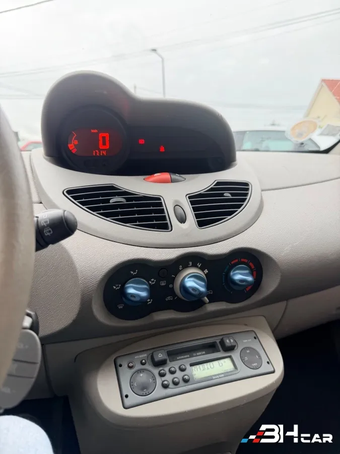 Renault Twingo - photo 5