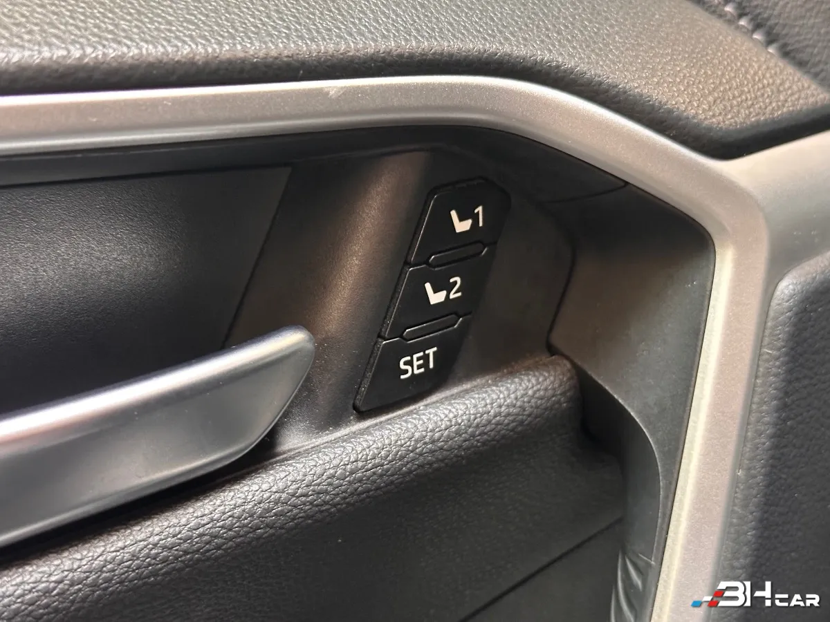 Toyota Rav-4 - photo 12