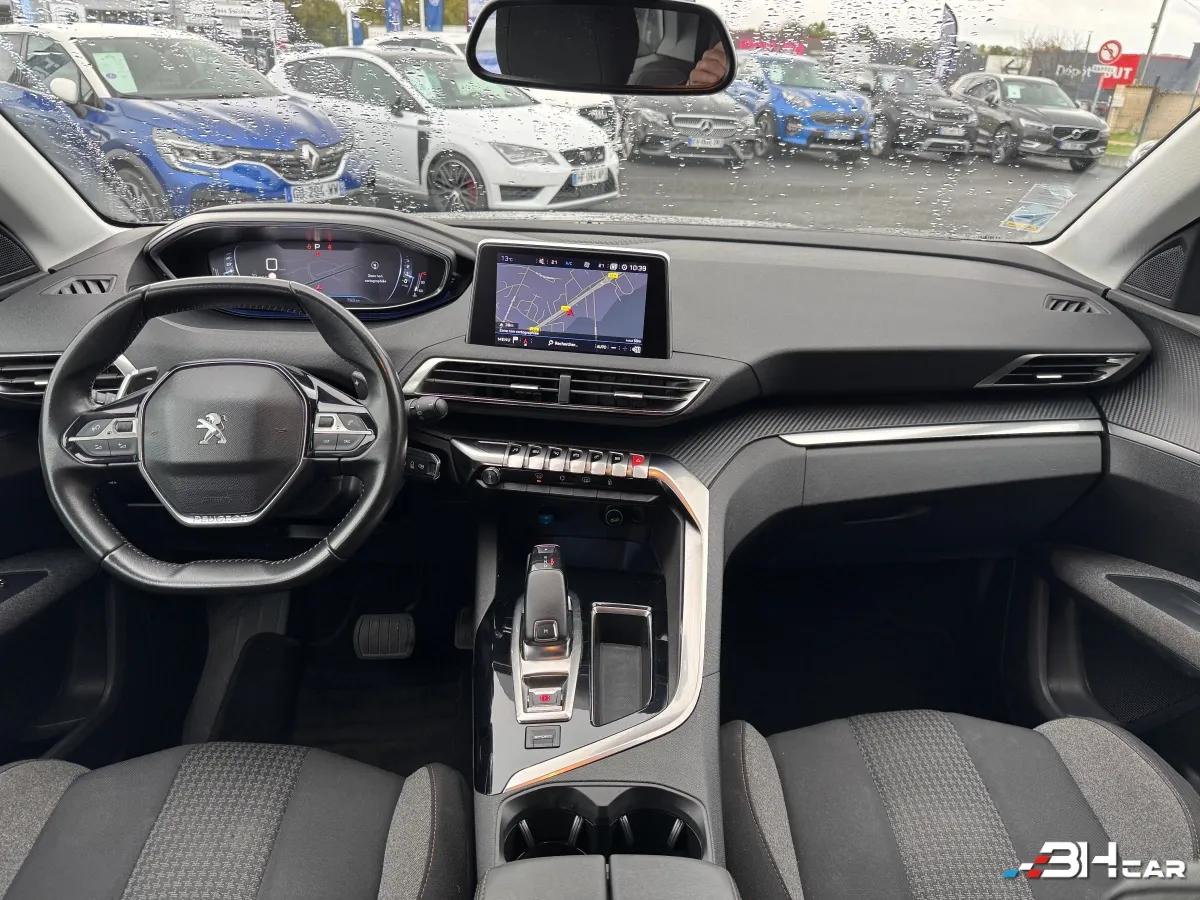 Aperçu indisponible de Peugeot 5008