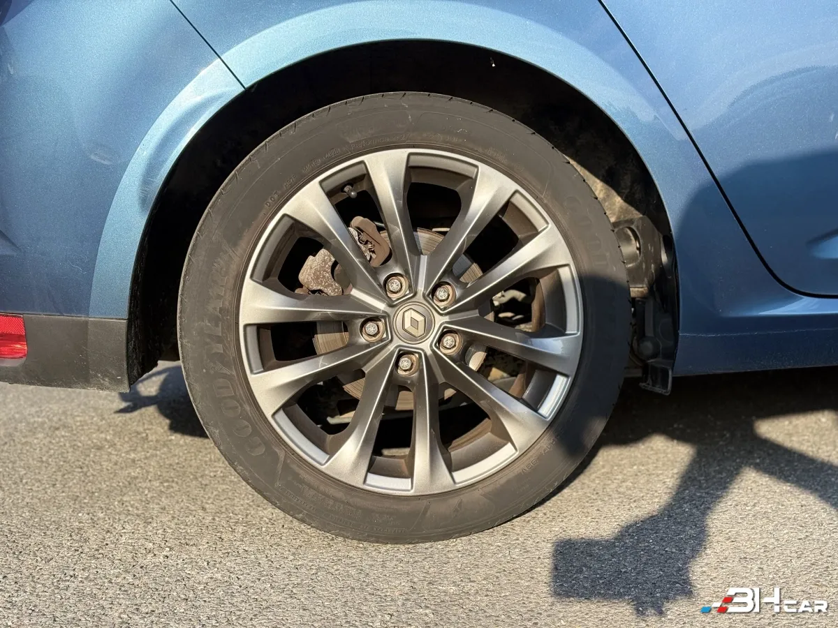 Renault Megane - photo 27