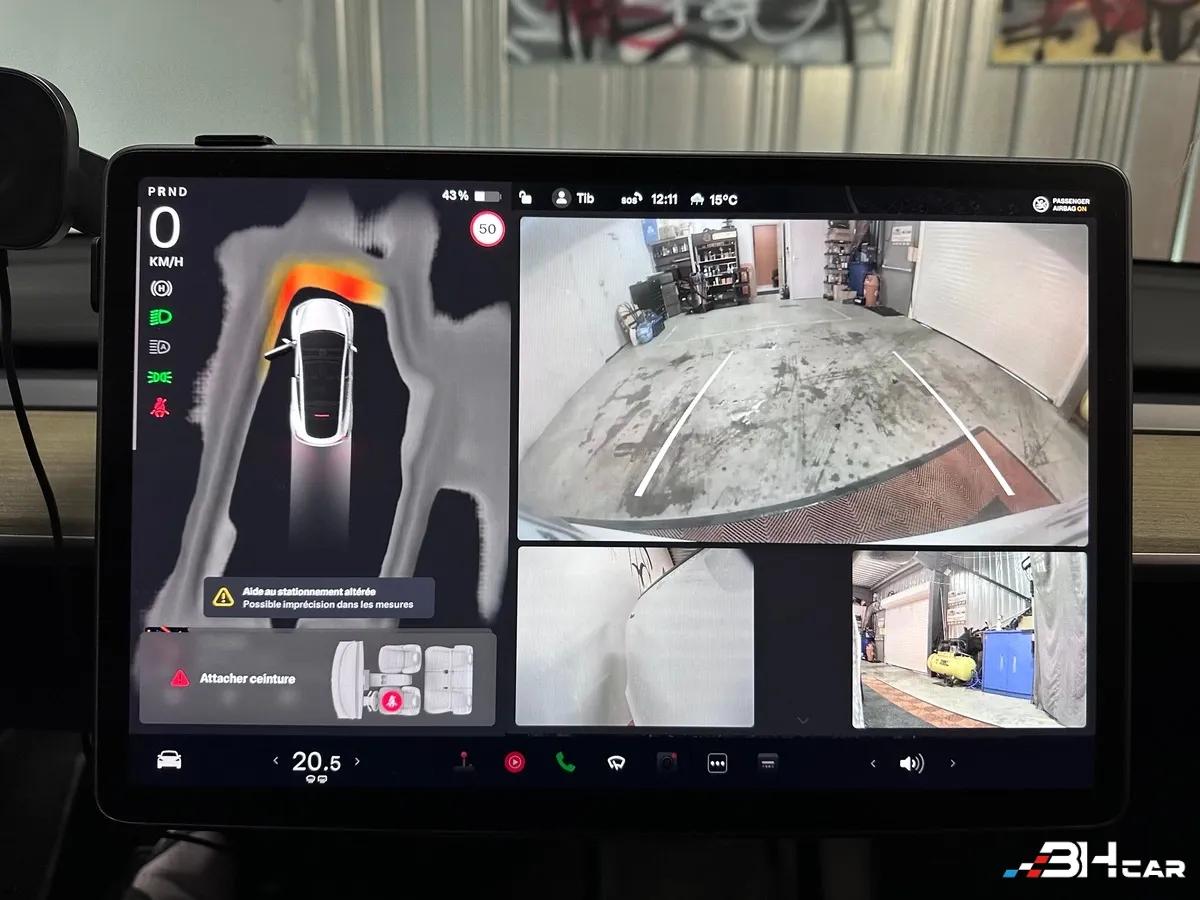 Aperçu indisponible de Tesla Model-y