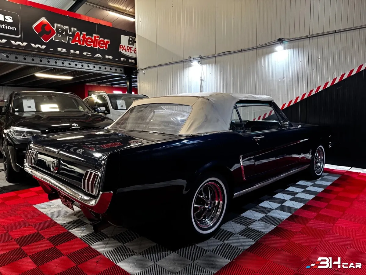 Ford Mustang - photo 5