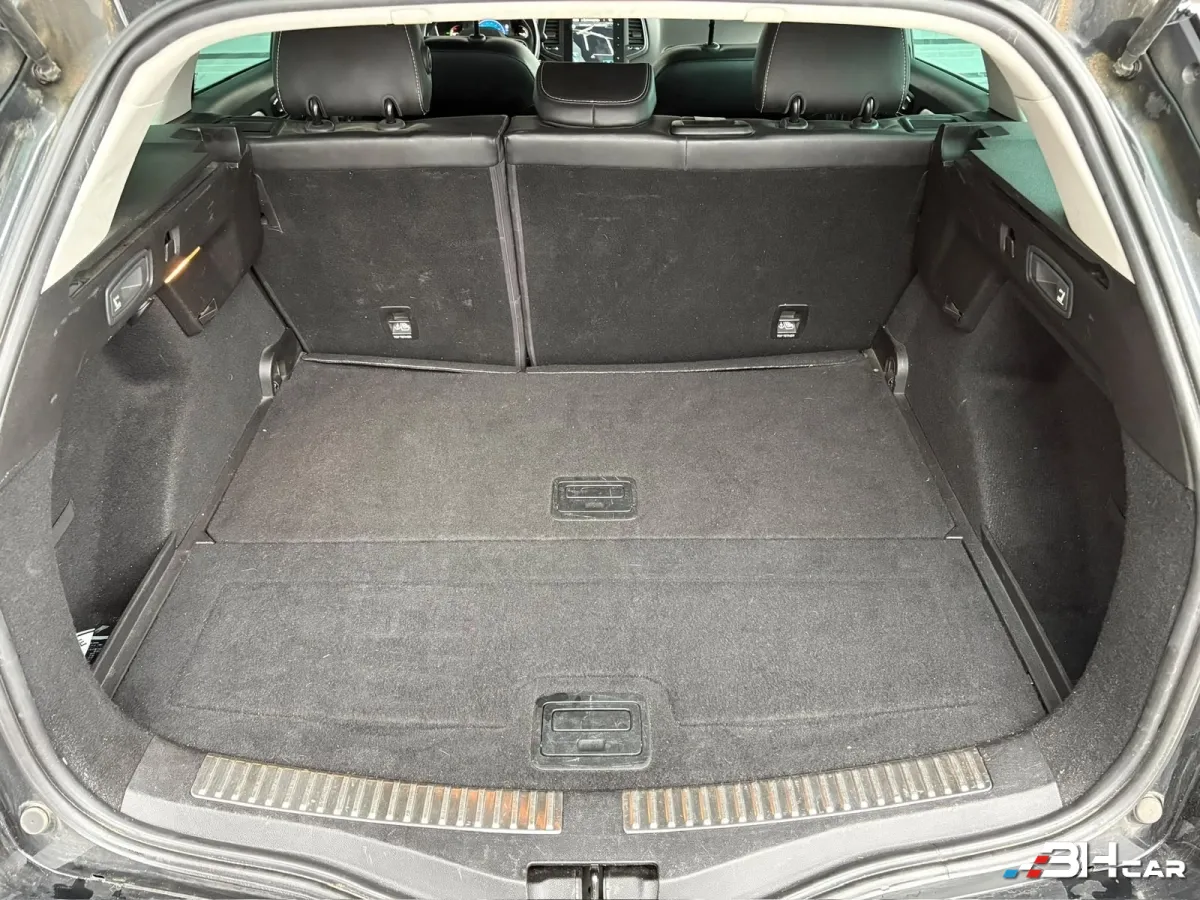 Renault Megane - photo 17