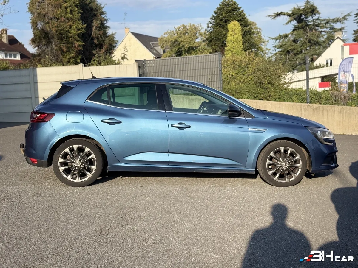 Renault Megane - photo 8