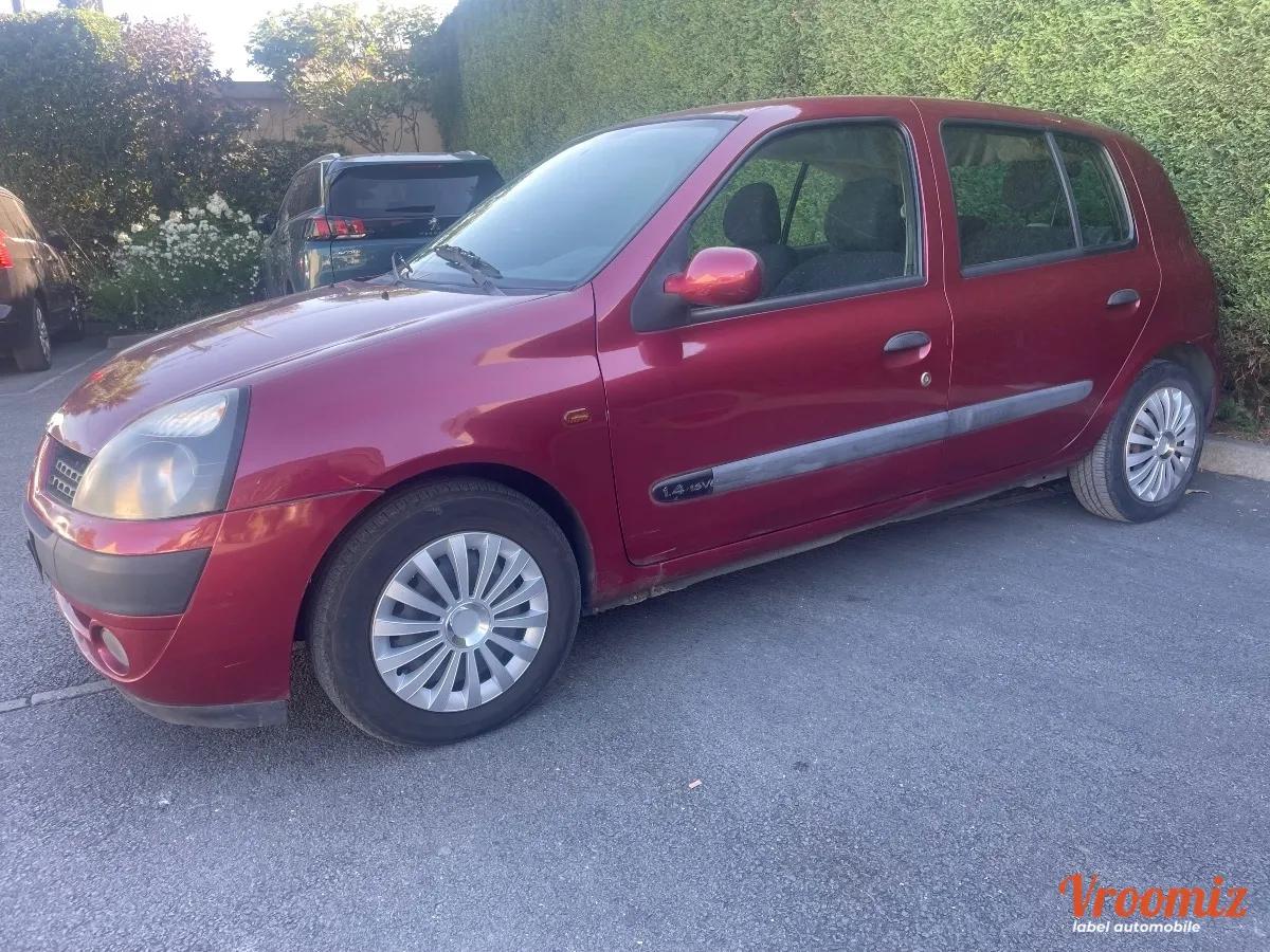 RENAULT Clio