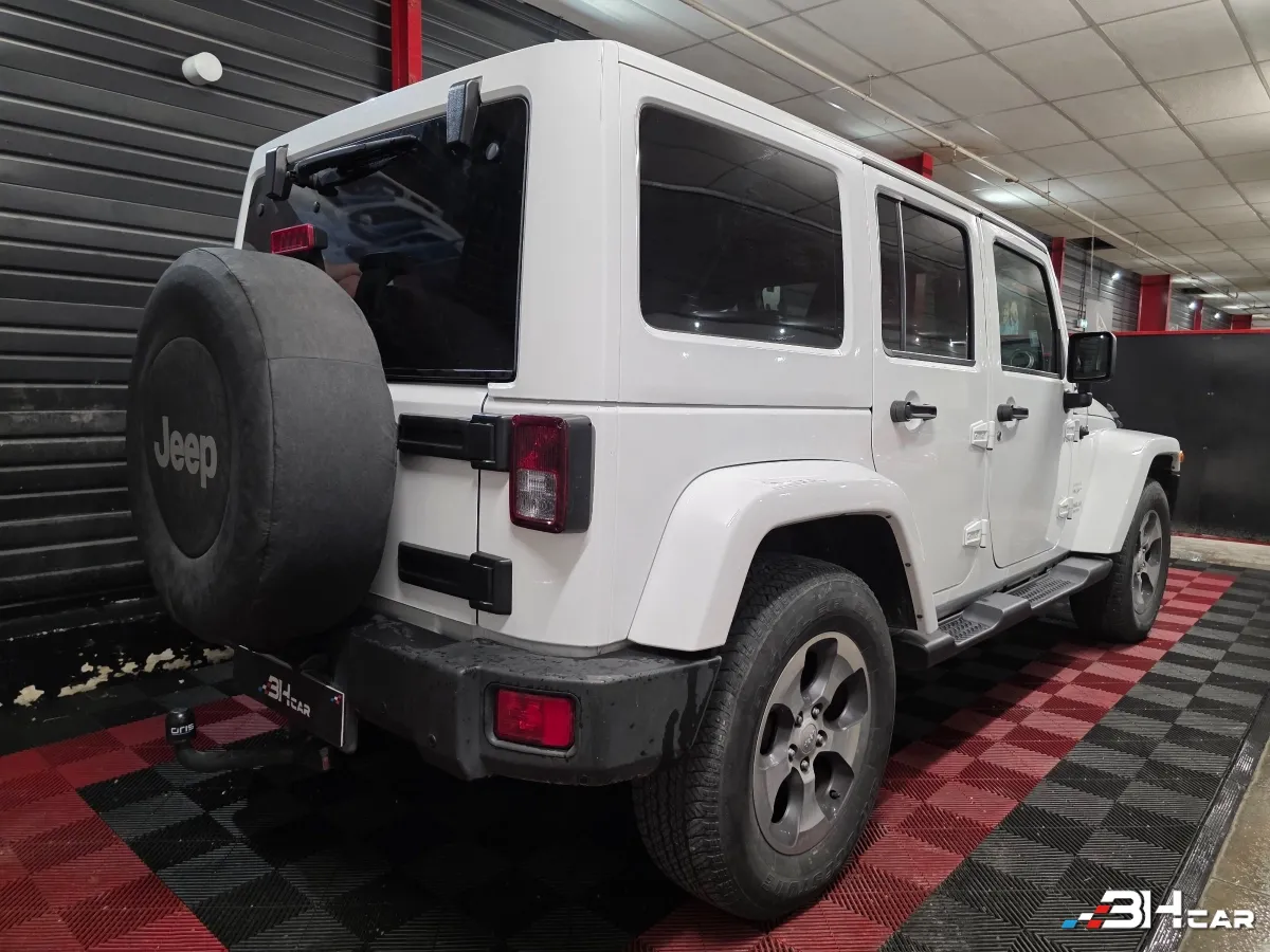 Jeep Wrangler - photo 5