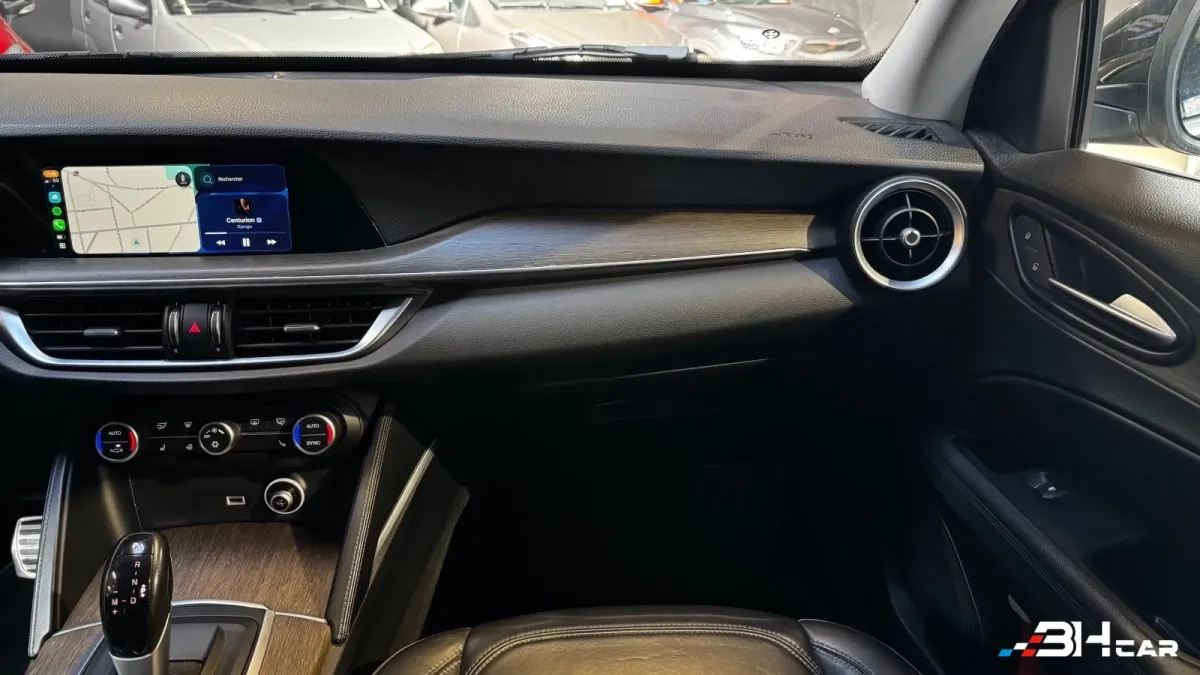 Alfa Romeo Stelvio - photo 30