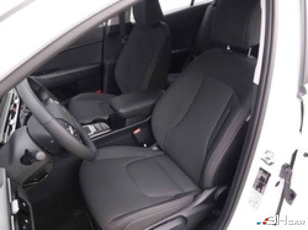 Kia Sportage - photo 7
