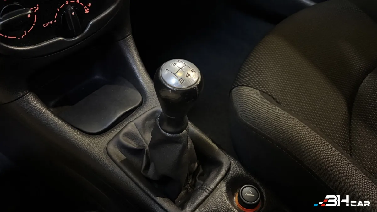 Peugeot 206 - photo 26