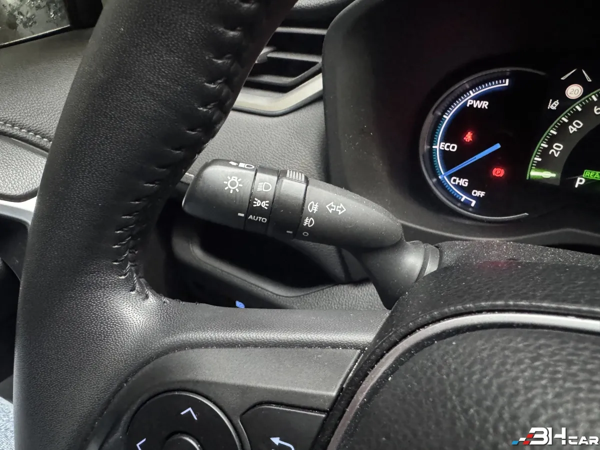 Toyota Rav-4 - photo 18