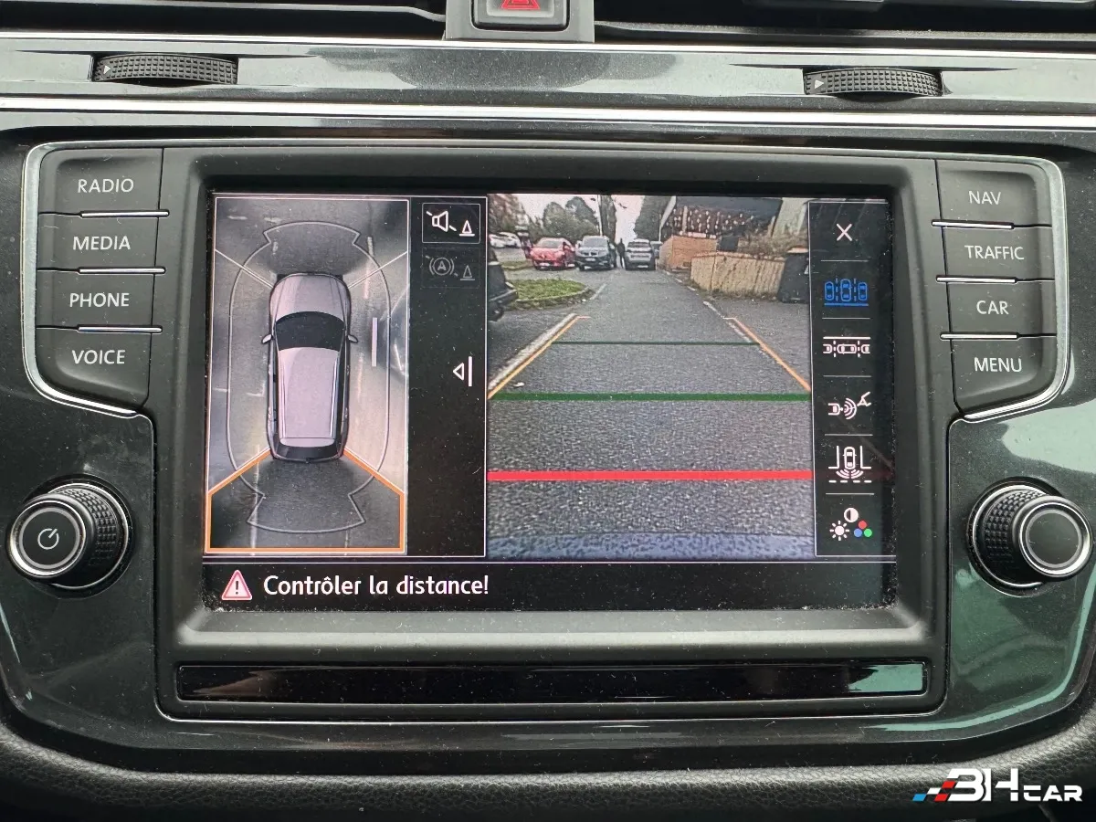 Volkswagen Tiguan - photo 8