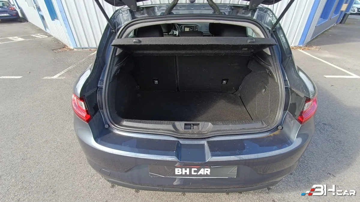 Renault Megane - photo 13