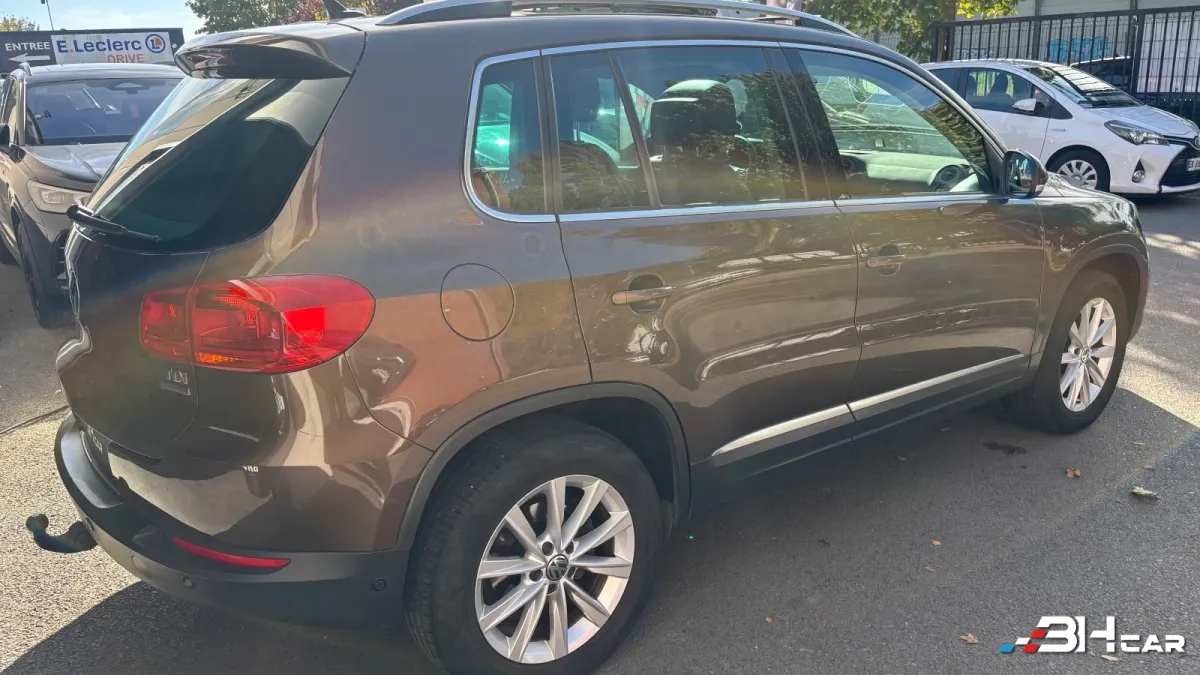 Volkswagen Tiguan - photo 6