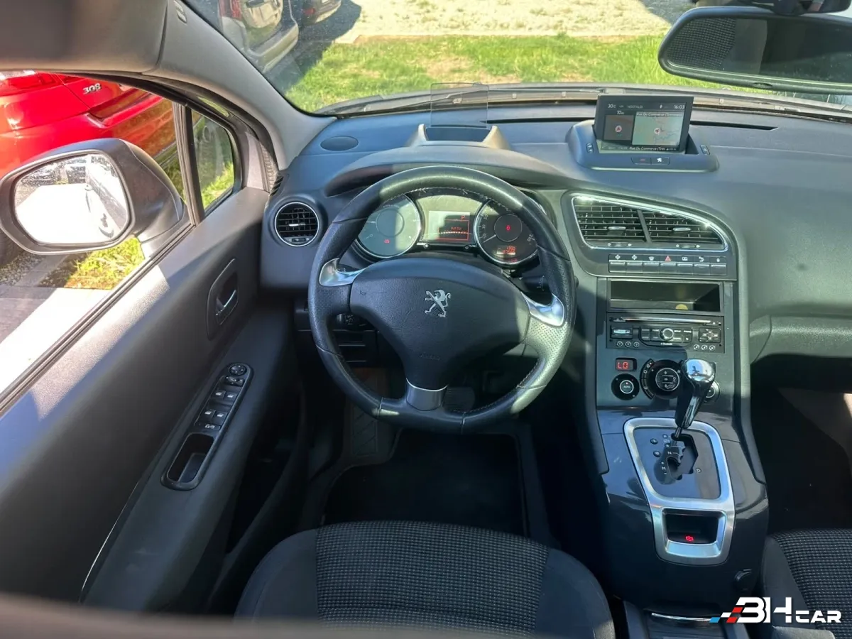 Peugeot 5008 - photo 17