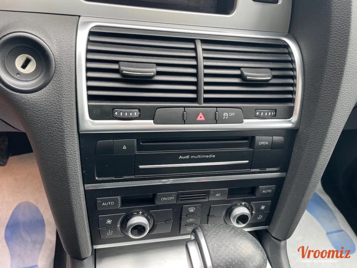 AUDI Q7 Phase 2 3.0 TDI V6 Quattro Tiptronic8 245 Boîte auto S LINE