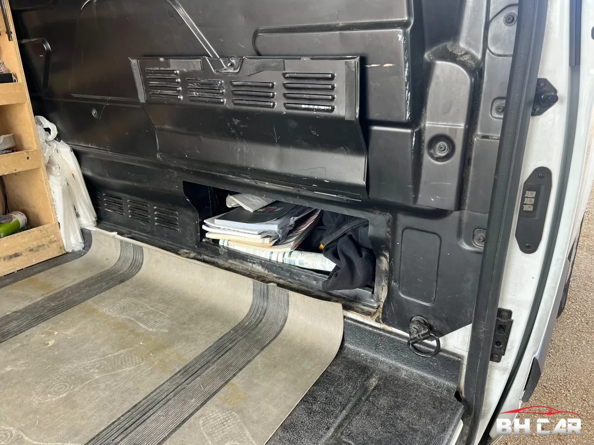 Ford Transit Custom Vu - photo 17