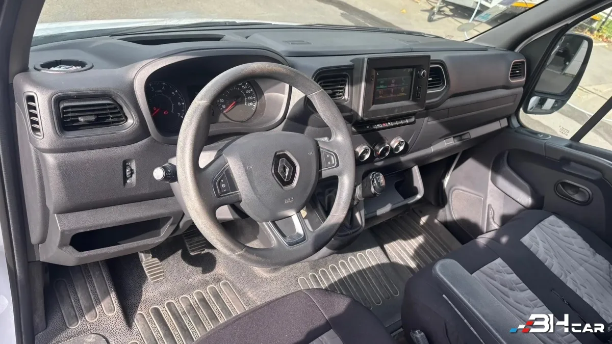 Renault Master Vu - photo 7