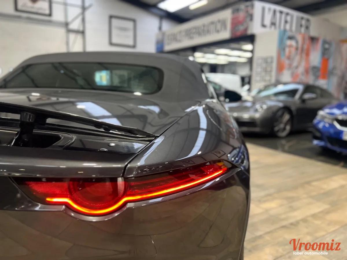Jaguar F-type 