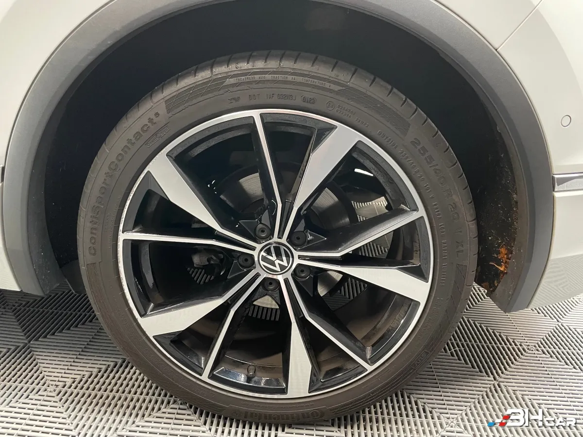 Volkswagen Tiguan - photo 27