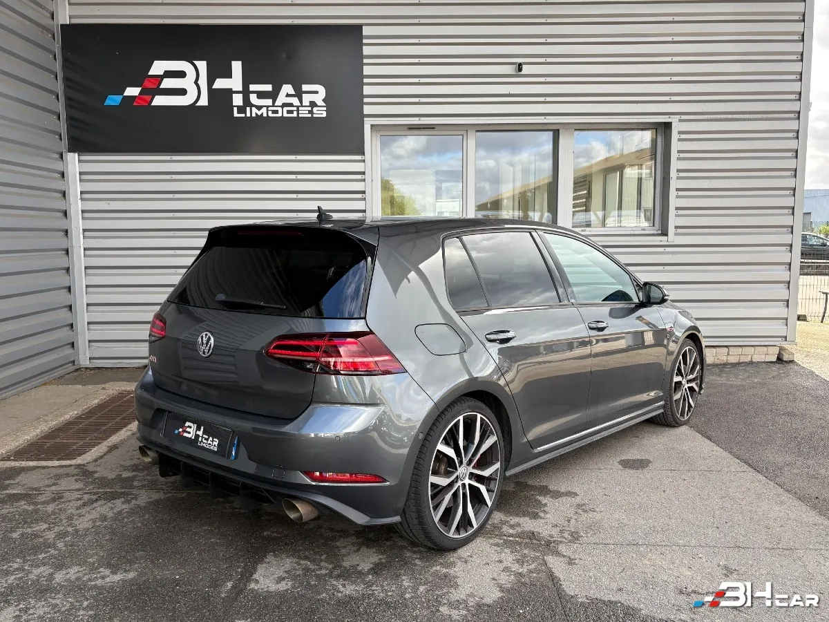 Volkswagen Golf - photo 7
