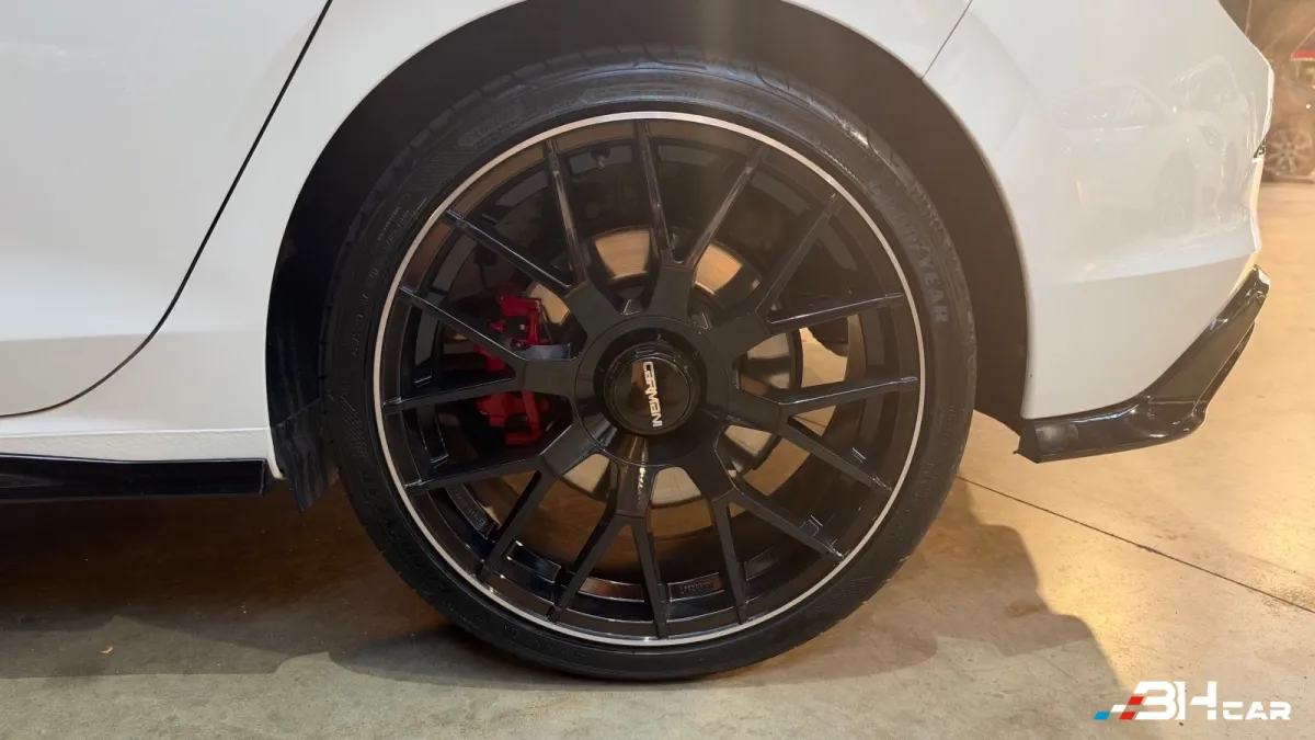 Volkswagen Golf - photo 14