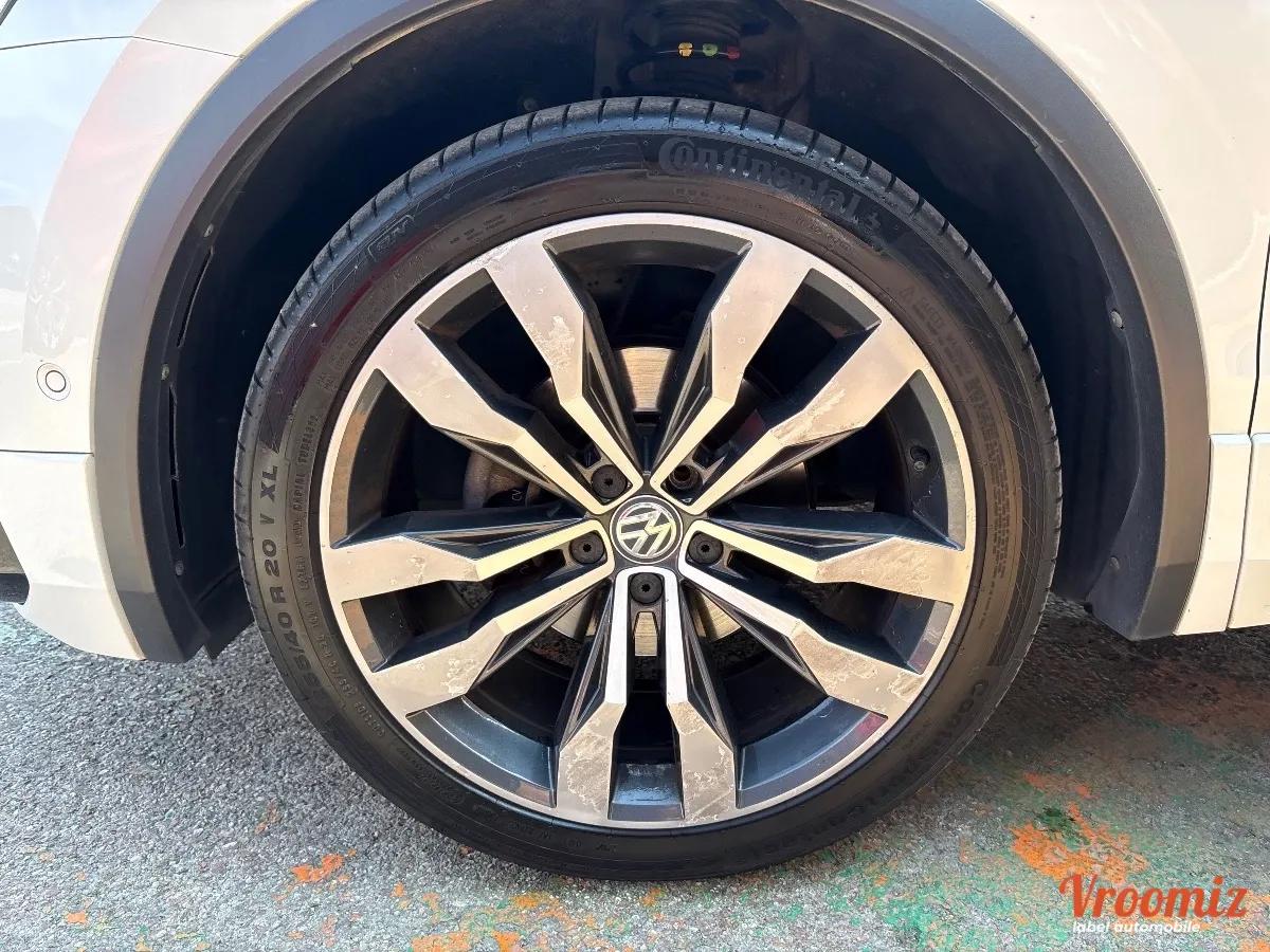 Volkswagen Tiguan 2.0 TDI 150 BLUEMOTION CARAT EXCLUSIVE DSG BVA
