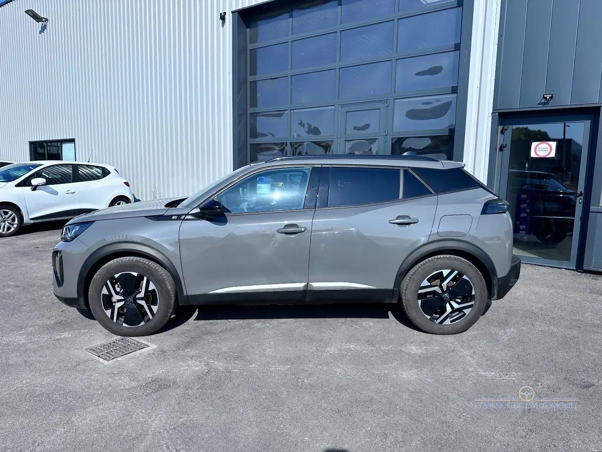 Peugeot E-2008 