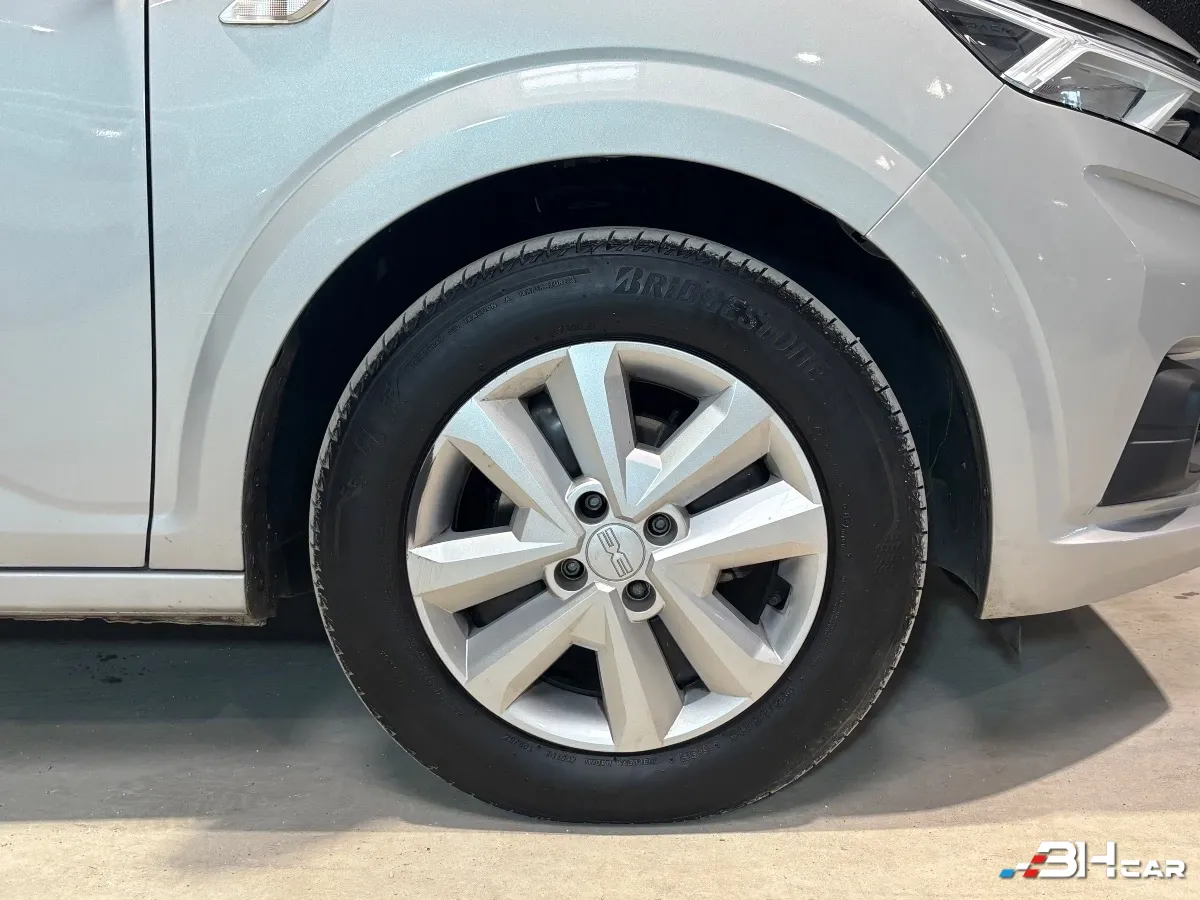 Dacia Sandero - photo 25