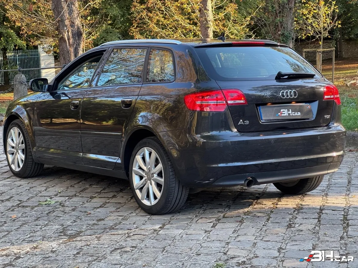Audi A3 - photo 4