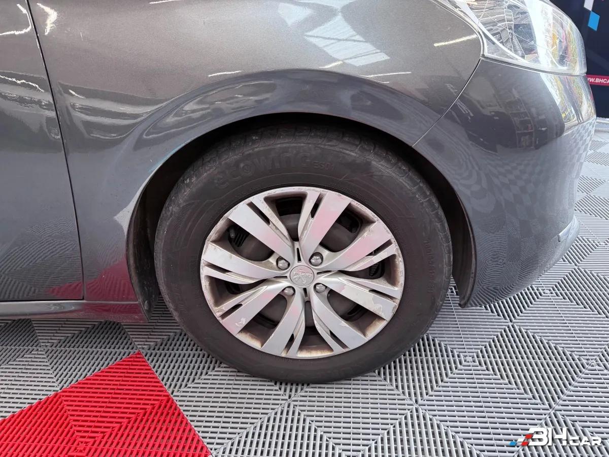 Aperçu indisponible de Peugeot 208