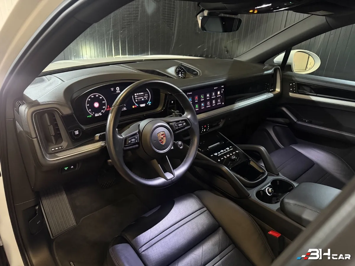 Porsche Cayenne - photo 5