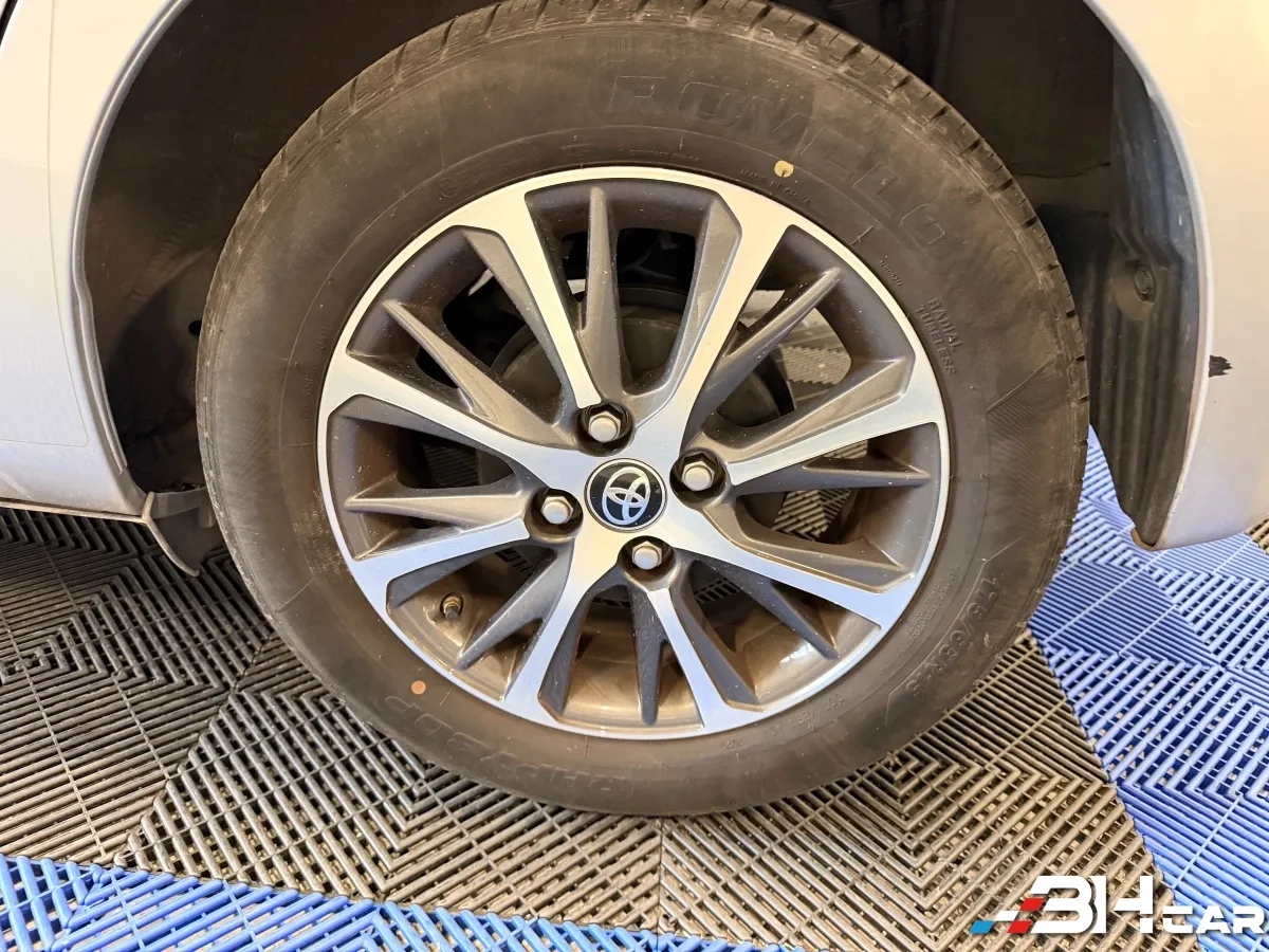 Toyota Yaris - photo 29