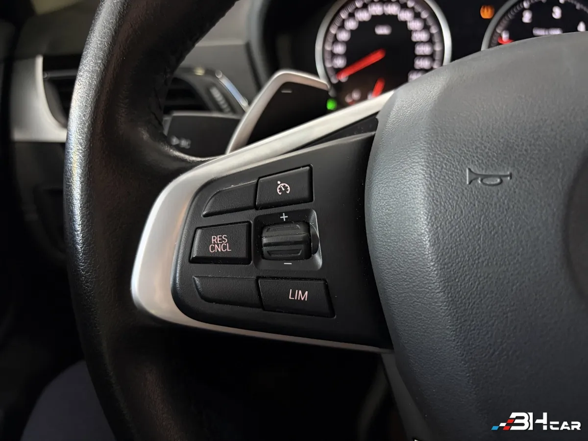 Bmw X1 - photo 12