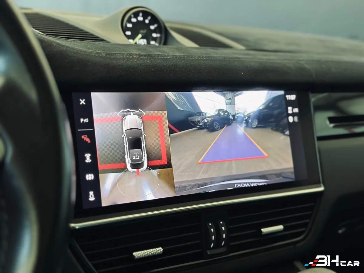 Porsche Cayenne - photo 22