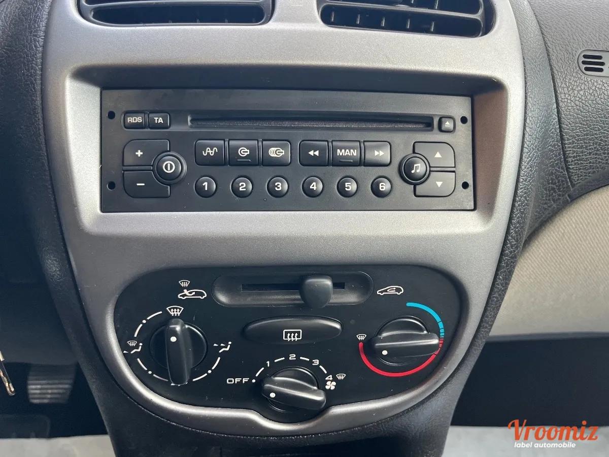 Peugeot 206 1.1 60 X-LINE