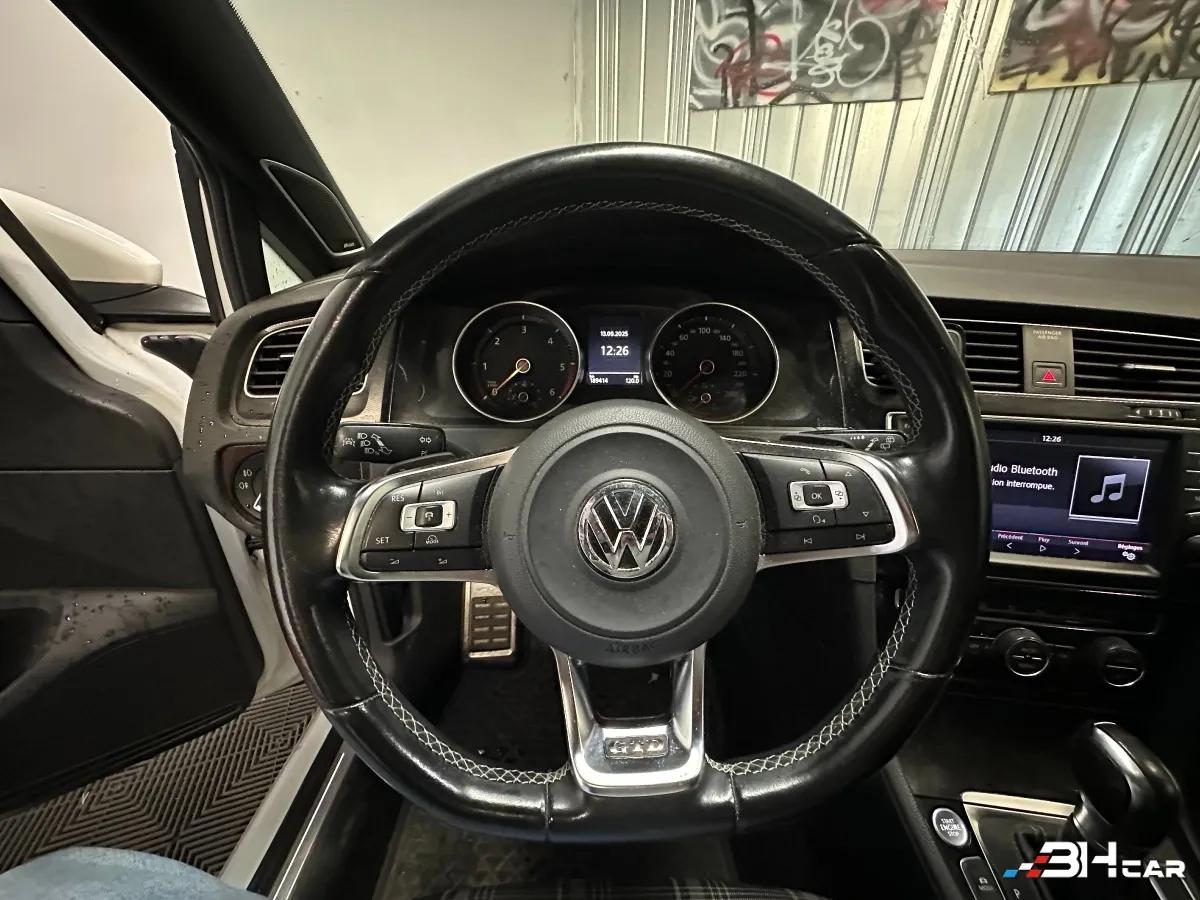 Aperçu indisponible de Volkswagen Golf