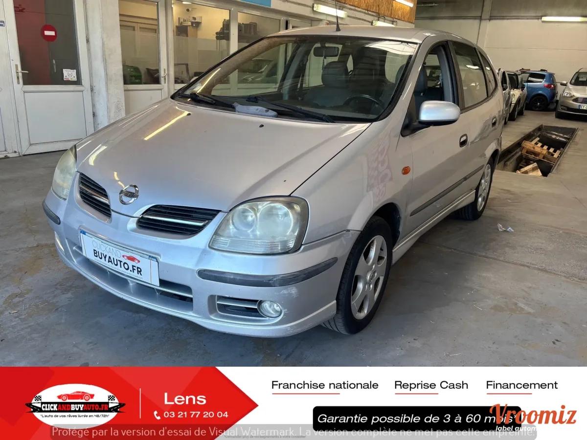 Nissan Almera Tino