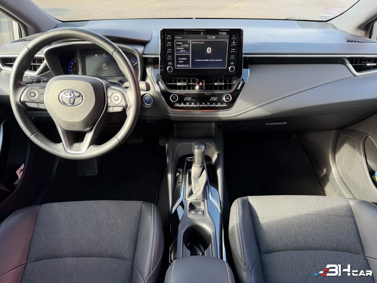 Toyota Corolla - photo 11