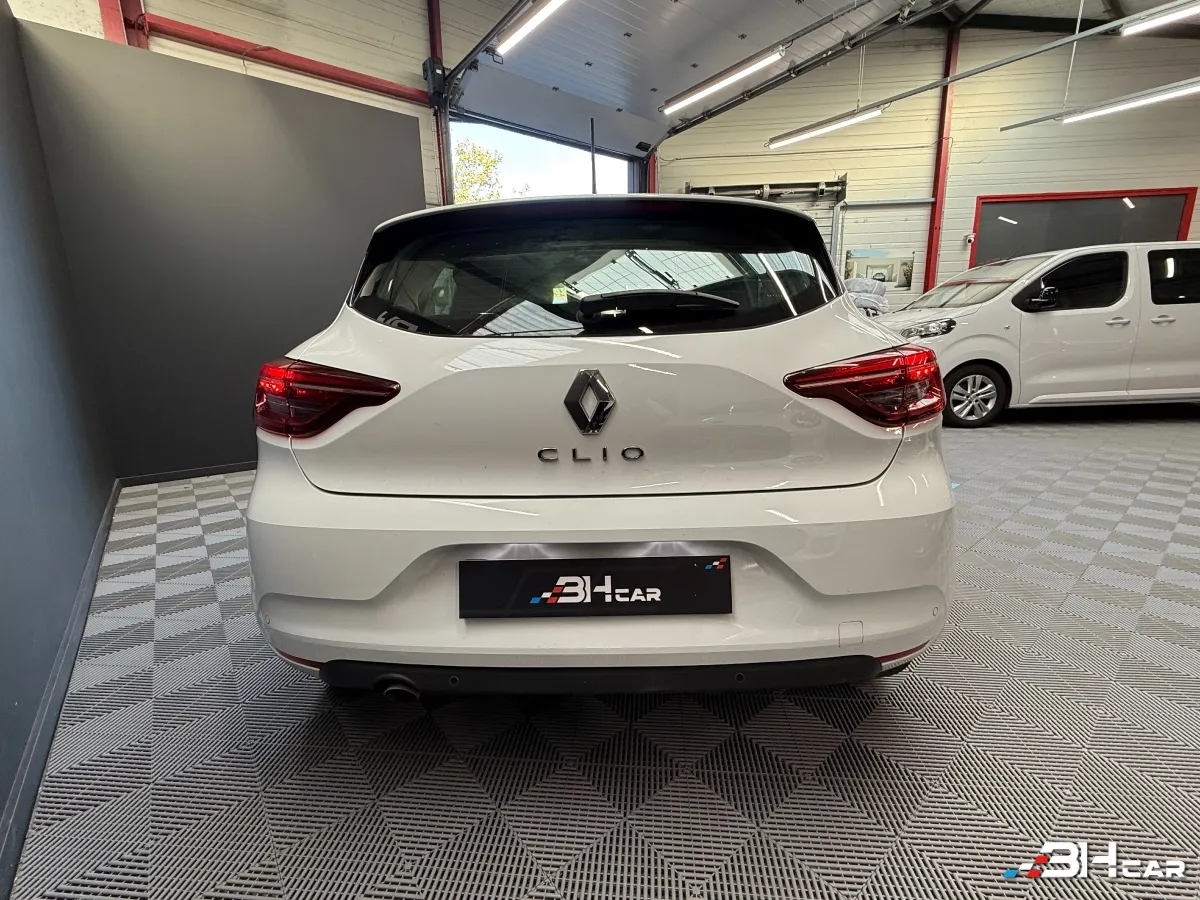 Renault Clio - photo 4