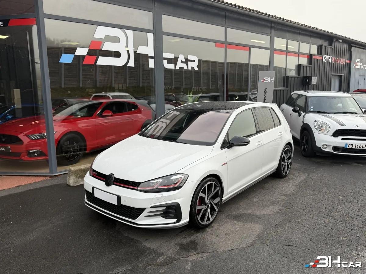Image: Volkswagen Golf 2.0 TSI 245 GTI PERFORMANCE DSG BVA (Toit ouvrant, sièges chauffants, SECONDE MAIN)