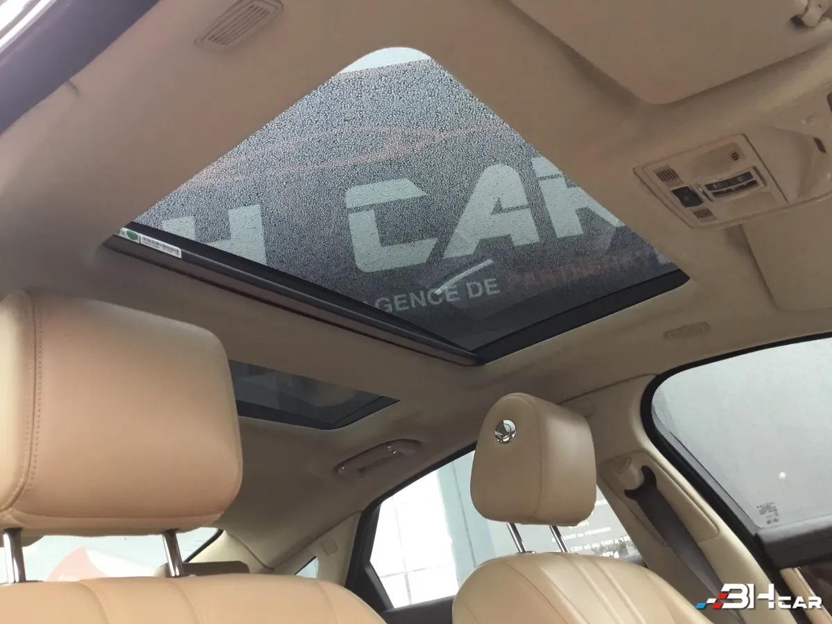 Aperçu indisponible de Jaguar XJ