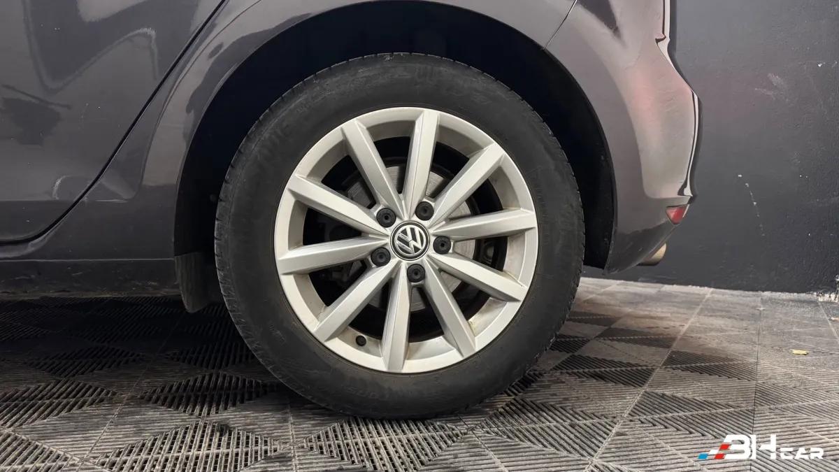 Aperçu indisponible de Volkswagen Golf