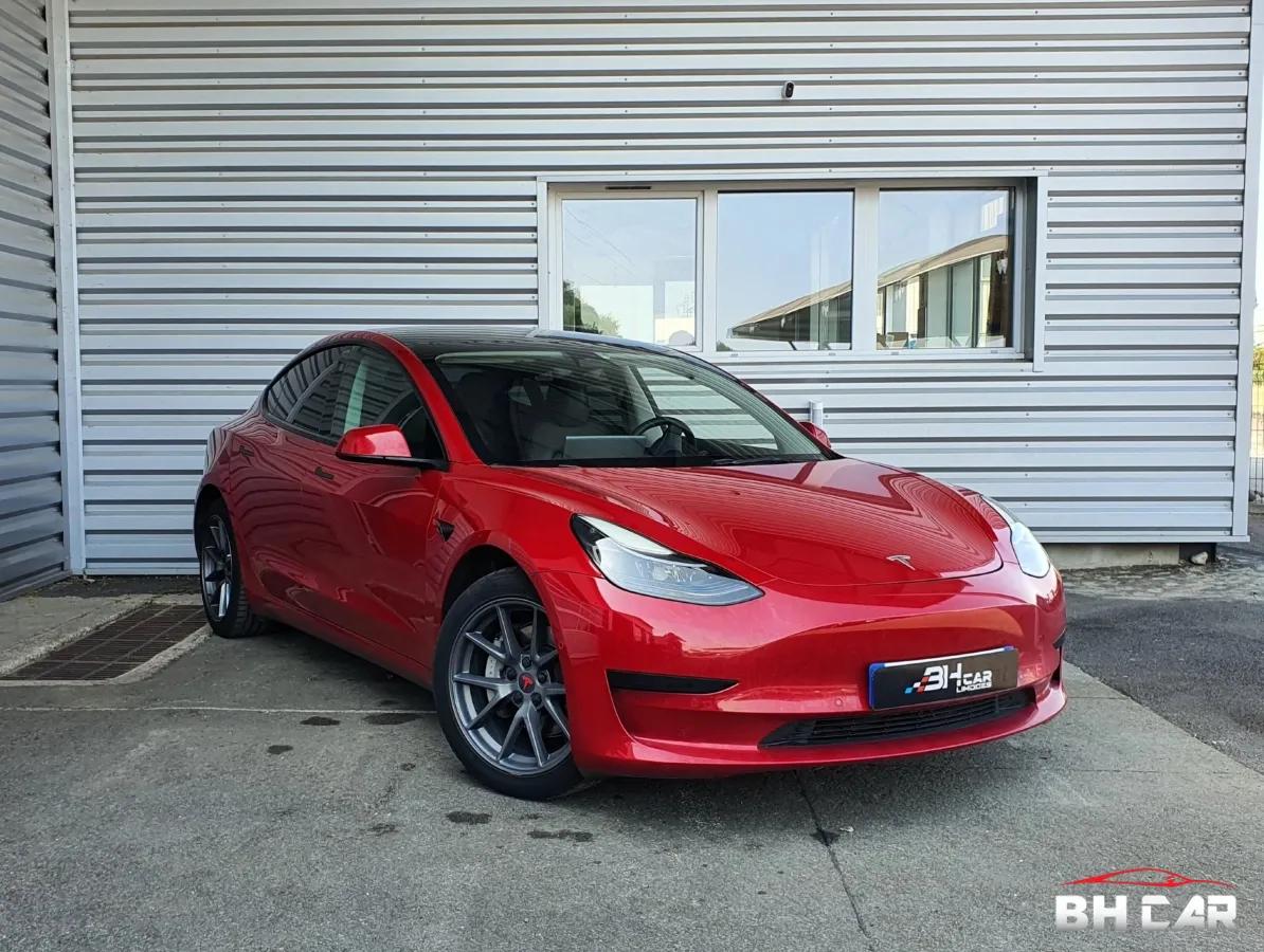 Image Tesla Model-3